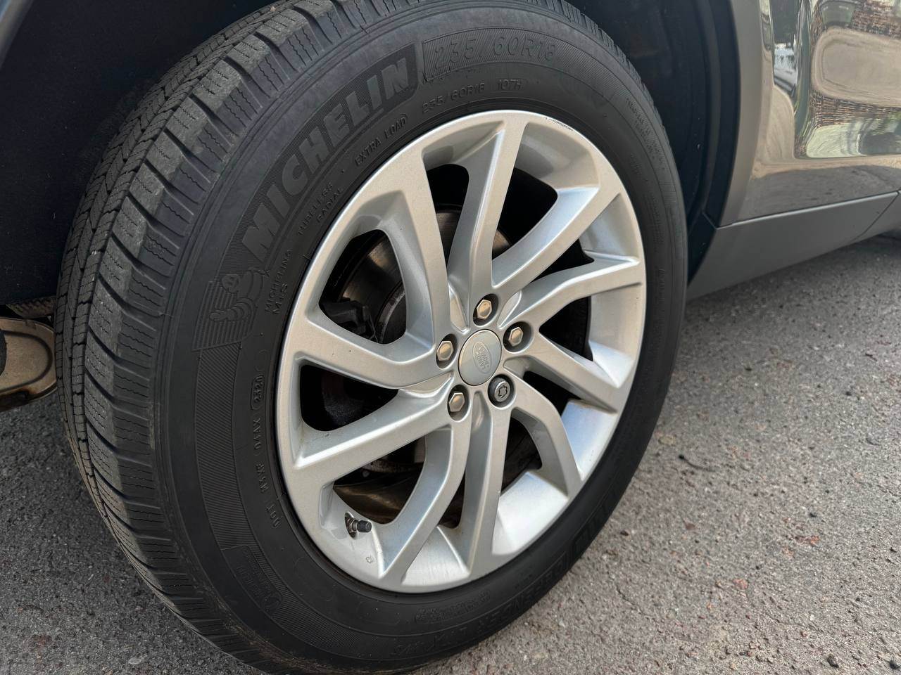 Land Rover Discovery Sport - фото 13