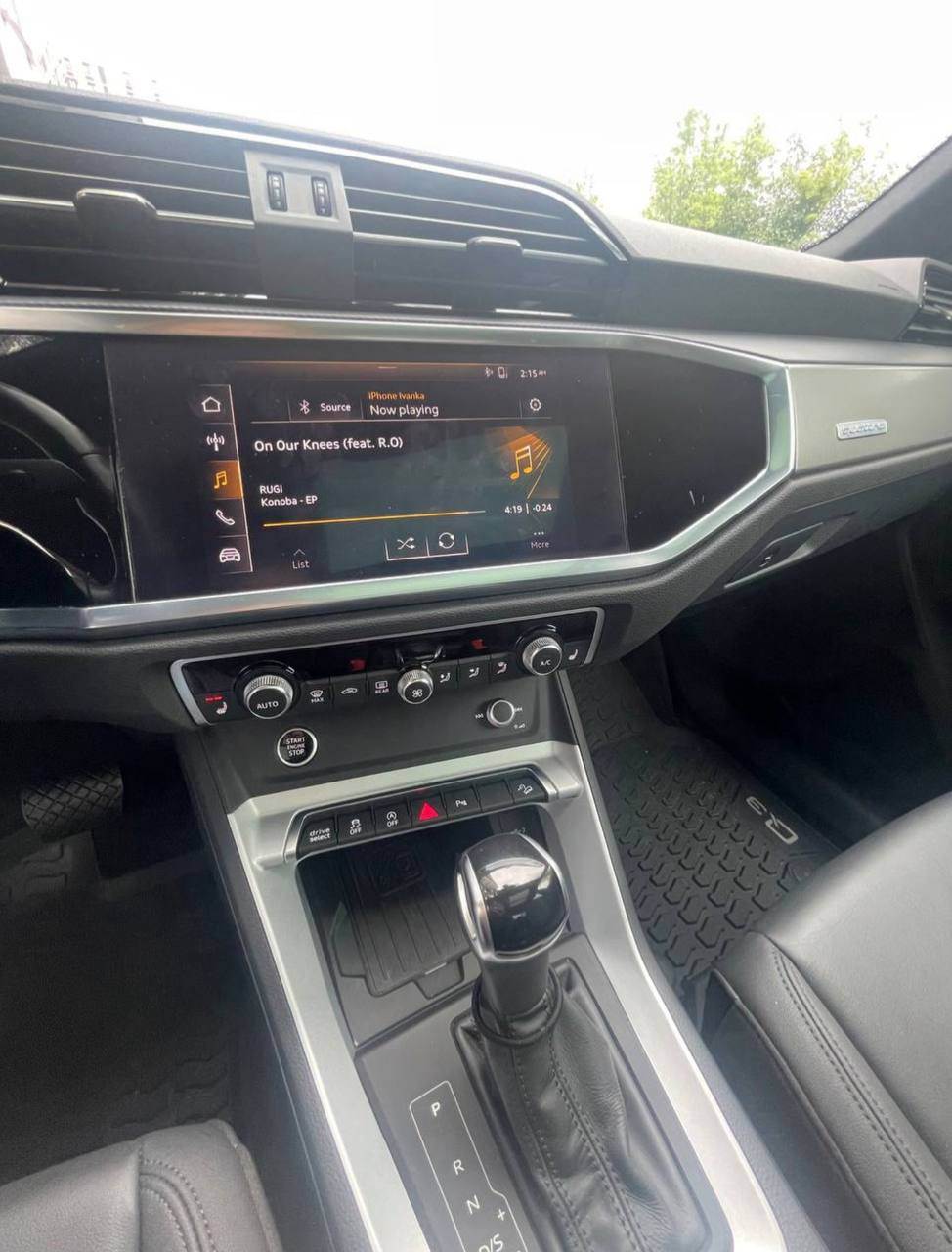 Audi Q3 - фото 8