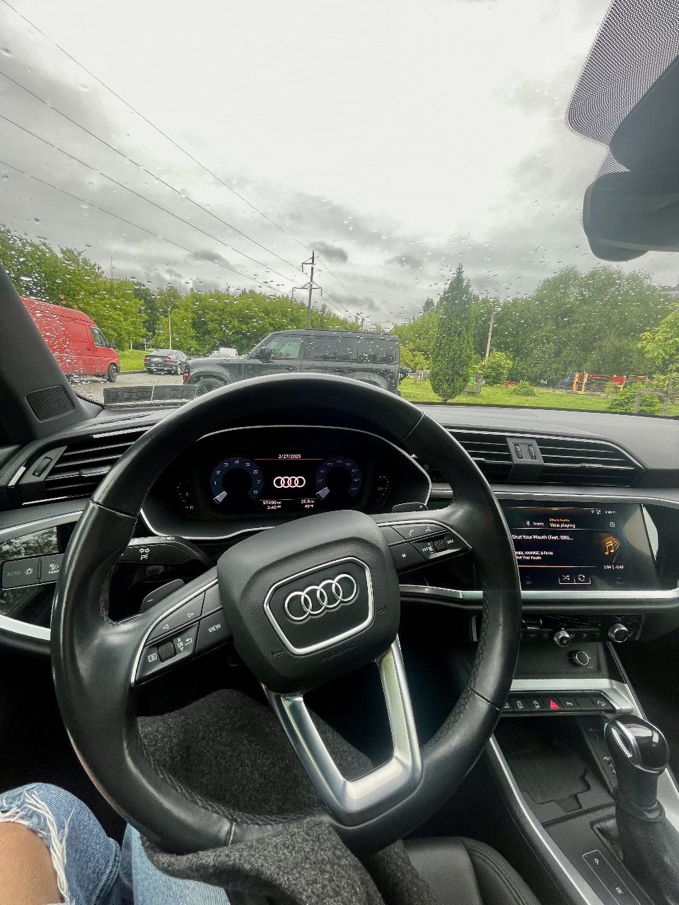 Audi Q3 - фото 12