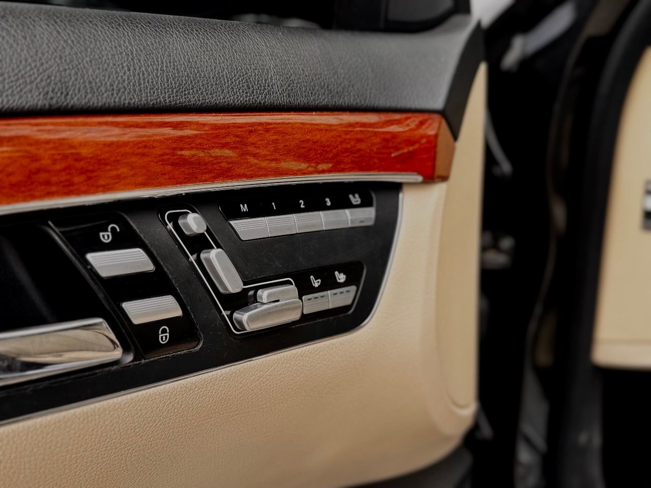 Mercedes-Benz S-Класс - фото 14