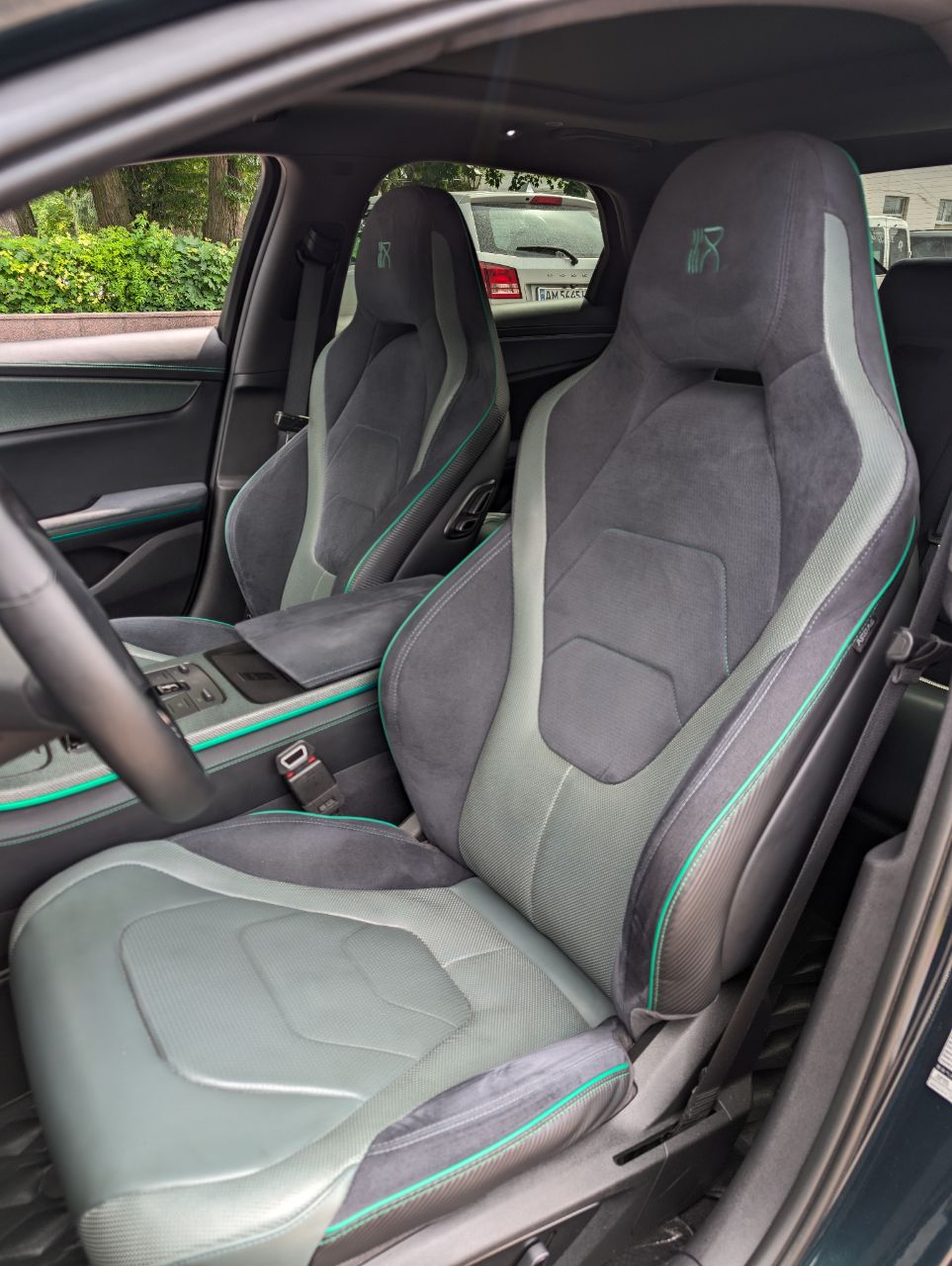 BYD Han - фото 16