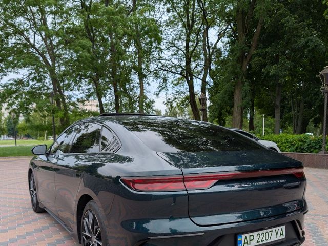 BYD Han - фото 3