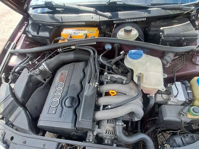Audi A4 - зображення 2