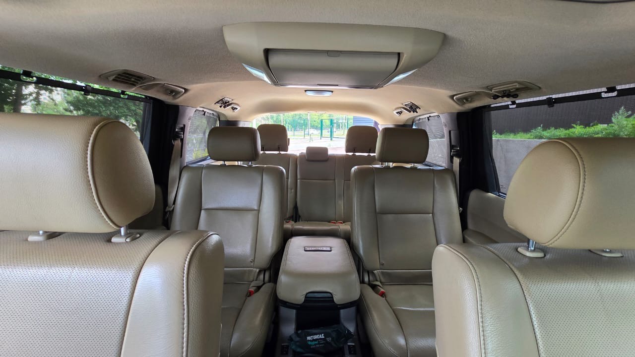 Toyota Sequoia - фото 18
