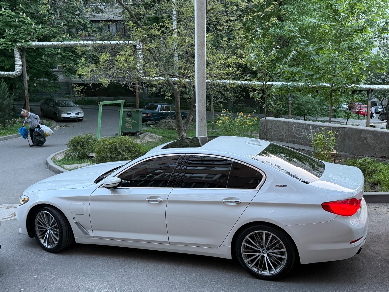 BMW 5 серії - фото 3