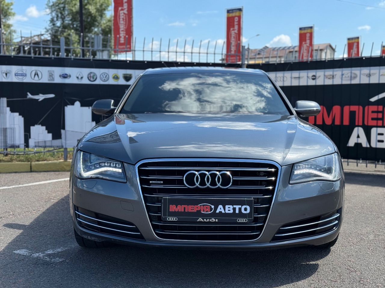 Audi A8 - фото 5