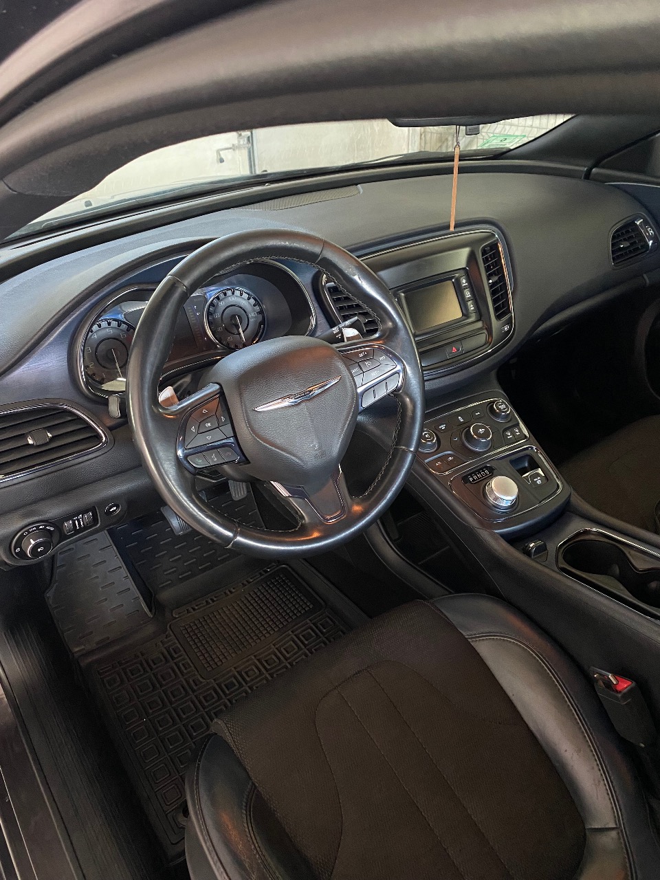 Chrysler 200 - зображення 2