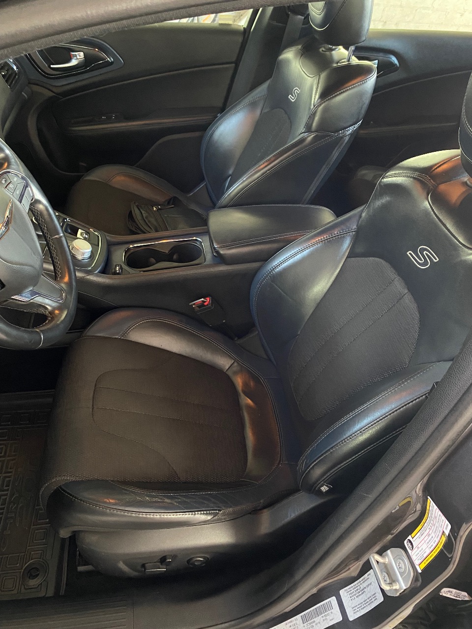 Chrysler 200 - фото 7