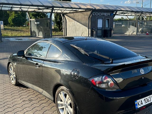 Hyundai Coupe - фото 4