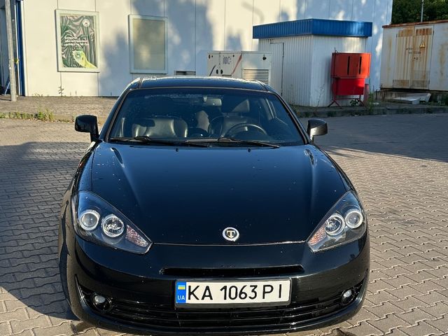 Hyundai Coupe - фото 3
