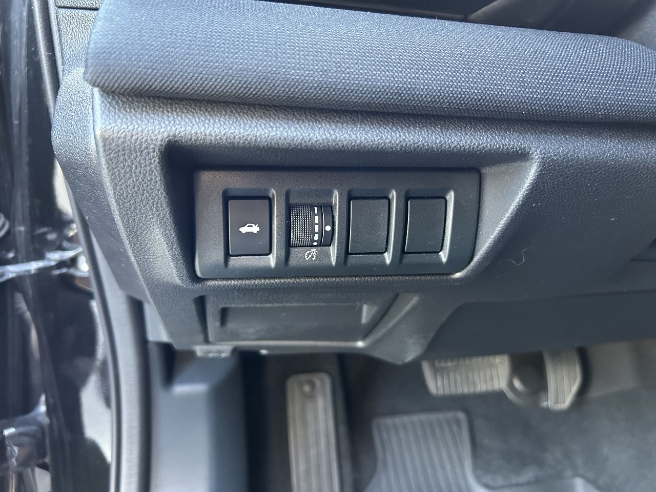 Subaru Legacy - фото 34