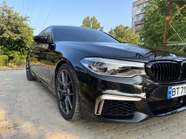 BMW 5 серії - фото 1