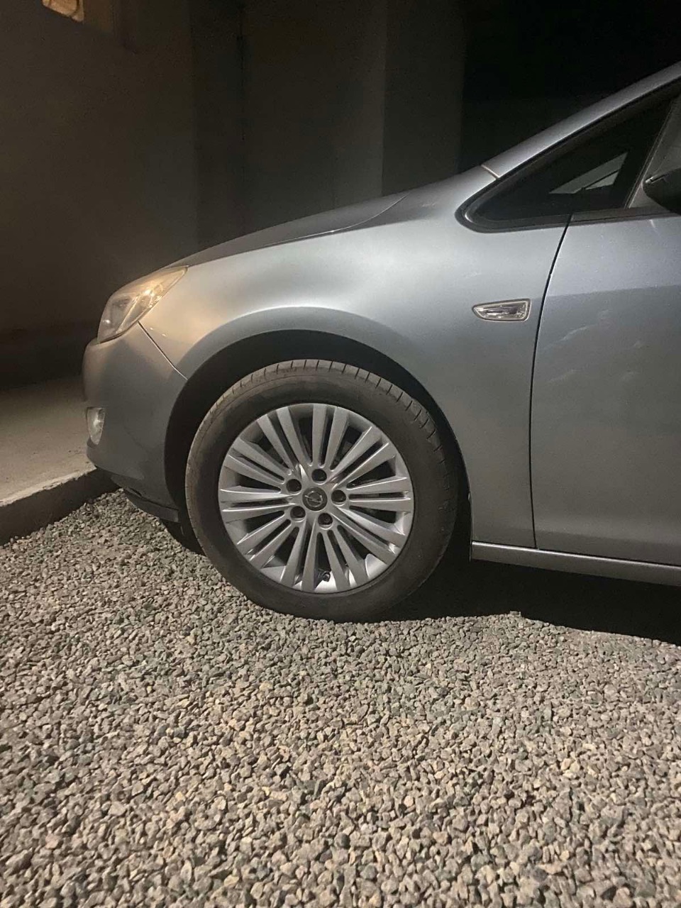 Opel Astra - фото 8