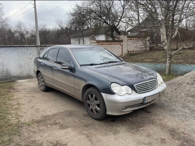Mercedes-Benz C-Класс - зображення 1