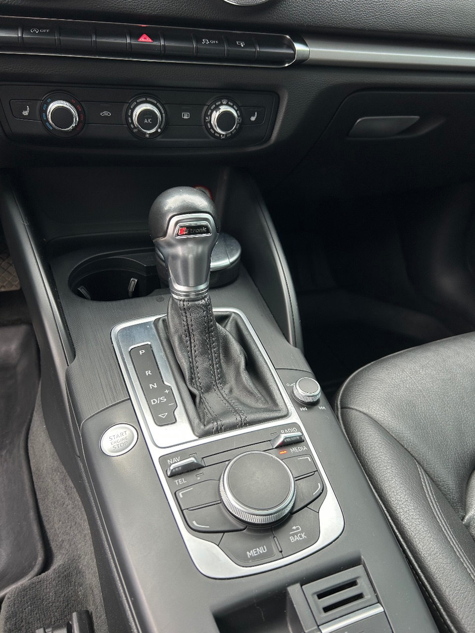 Audi A3 - фото 30