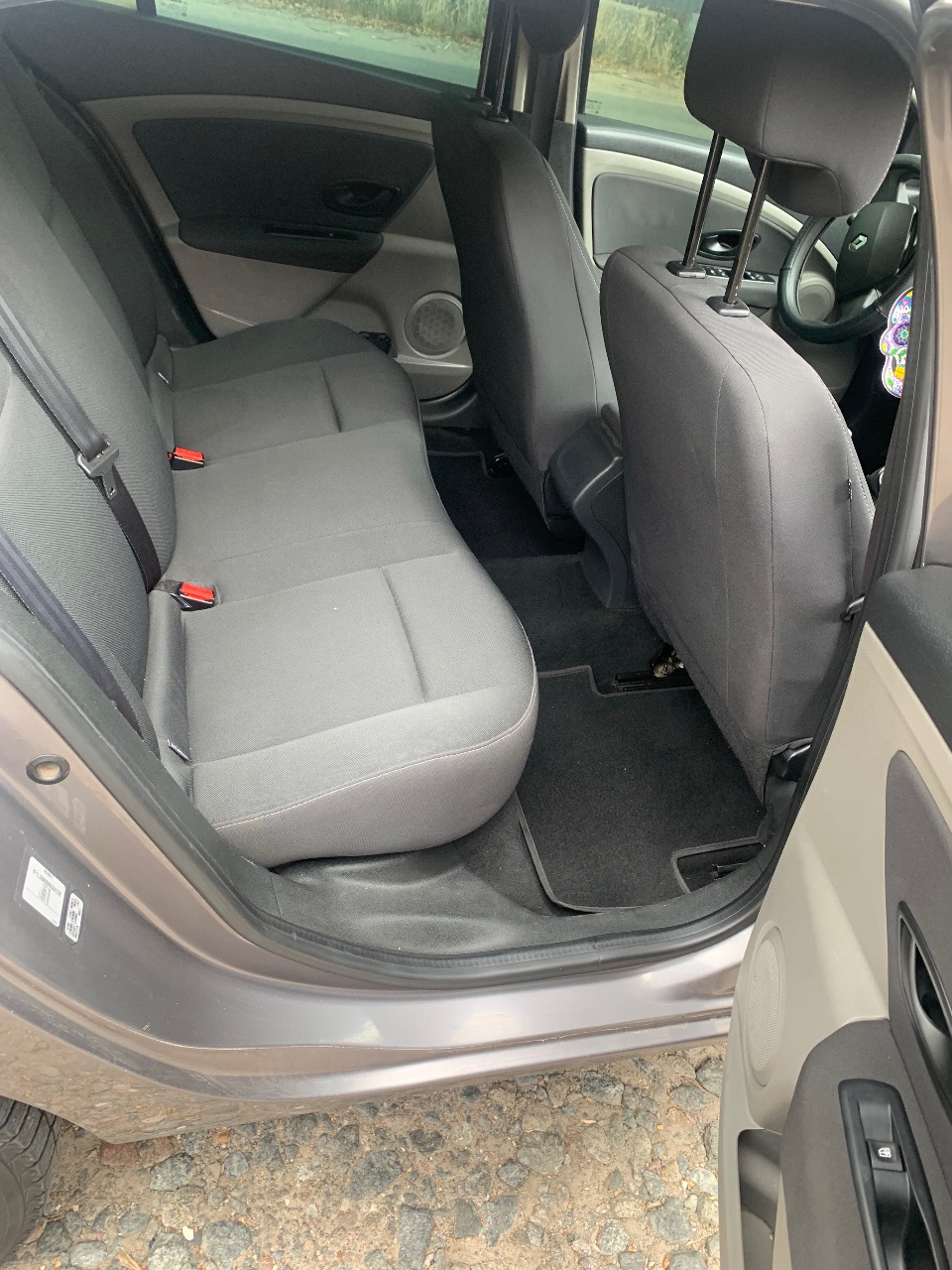 Renault Fluence - фото 6