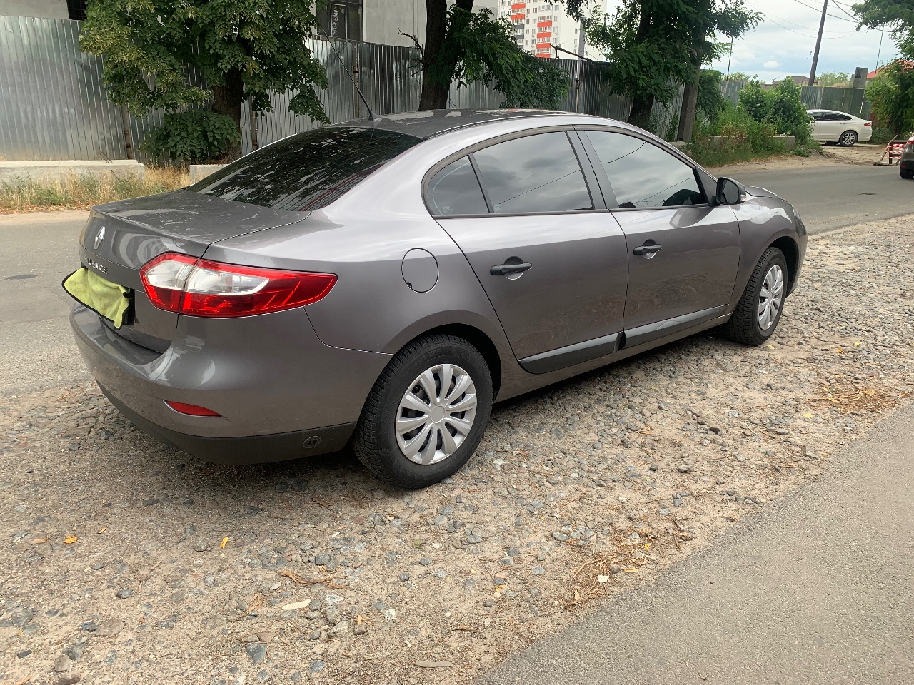 Renault Fluence - фото 2