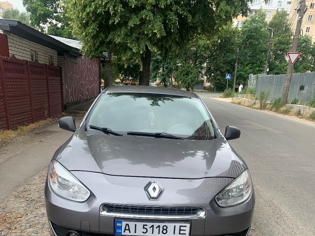 Renault Fluence - фото 1