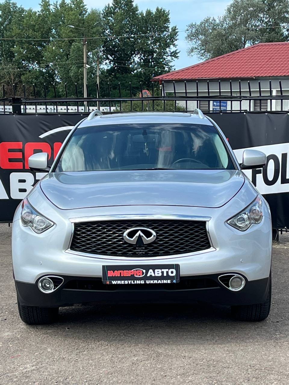 Infiniti QX70 - фото 9