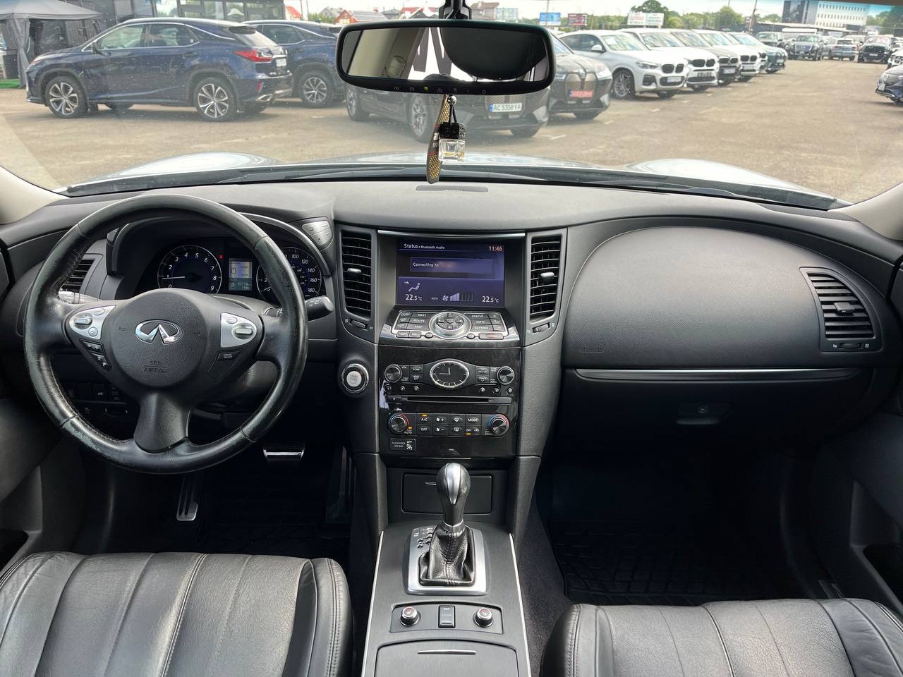 Infiniti QX70 - фото 5