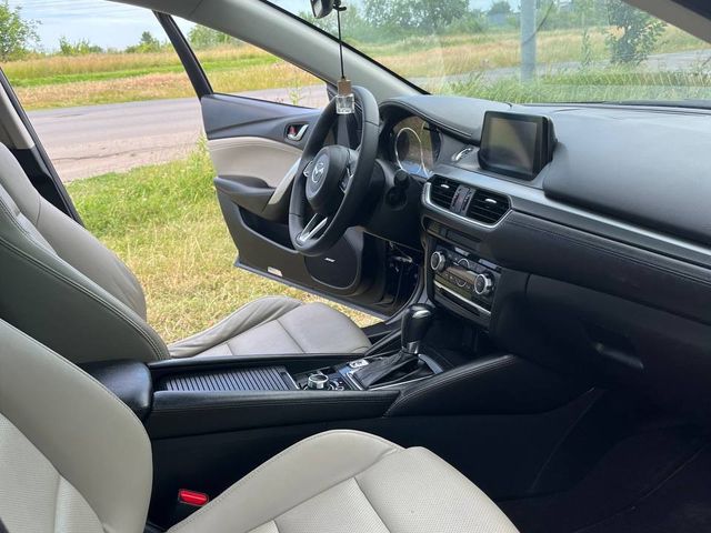 Mazda 6 - фото 5