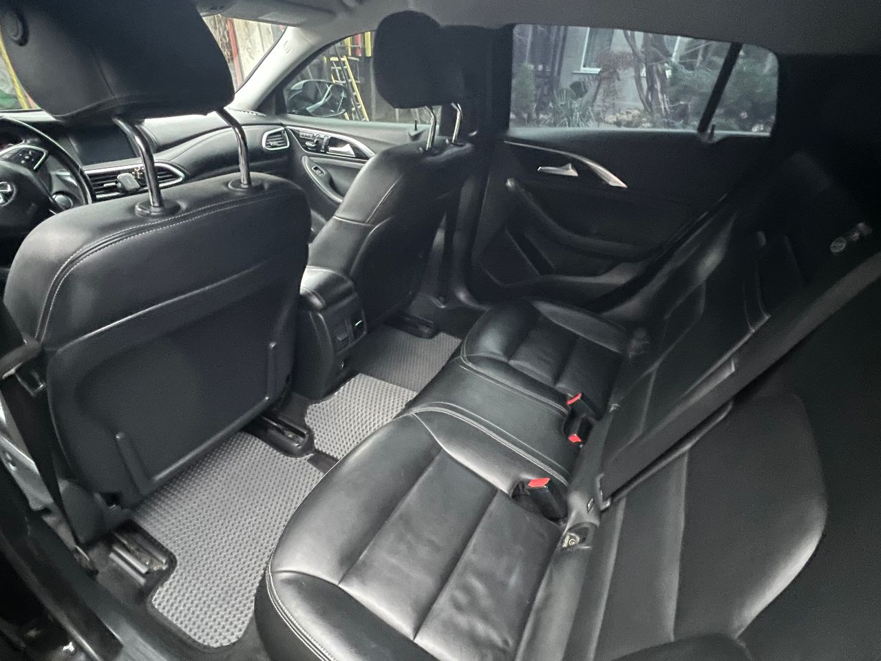 Infiniti QX30 - фото 7