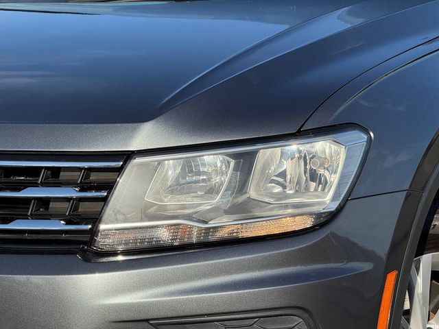 Volkswagen Tiguan - фото 4