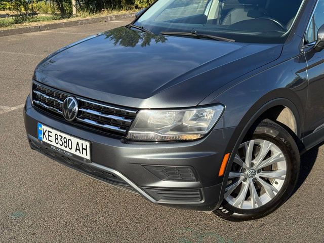 Volkswagen Tiguan - фото 5