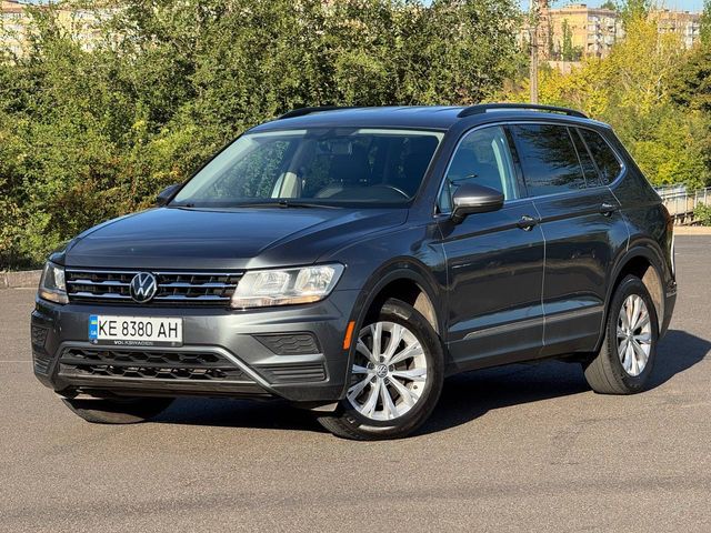 Volkswagen Tiguan - фото 2