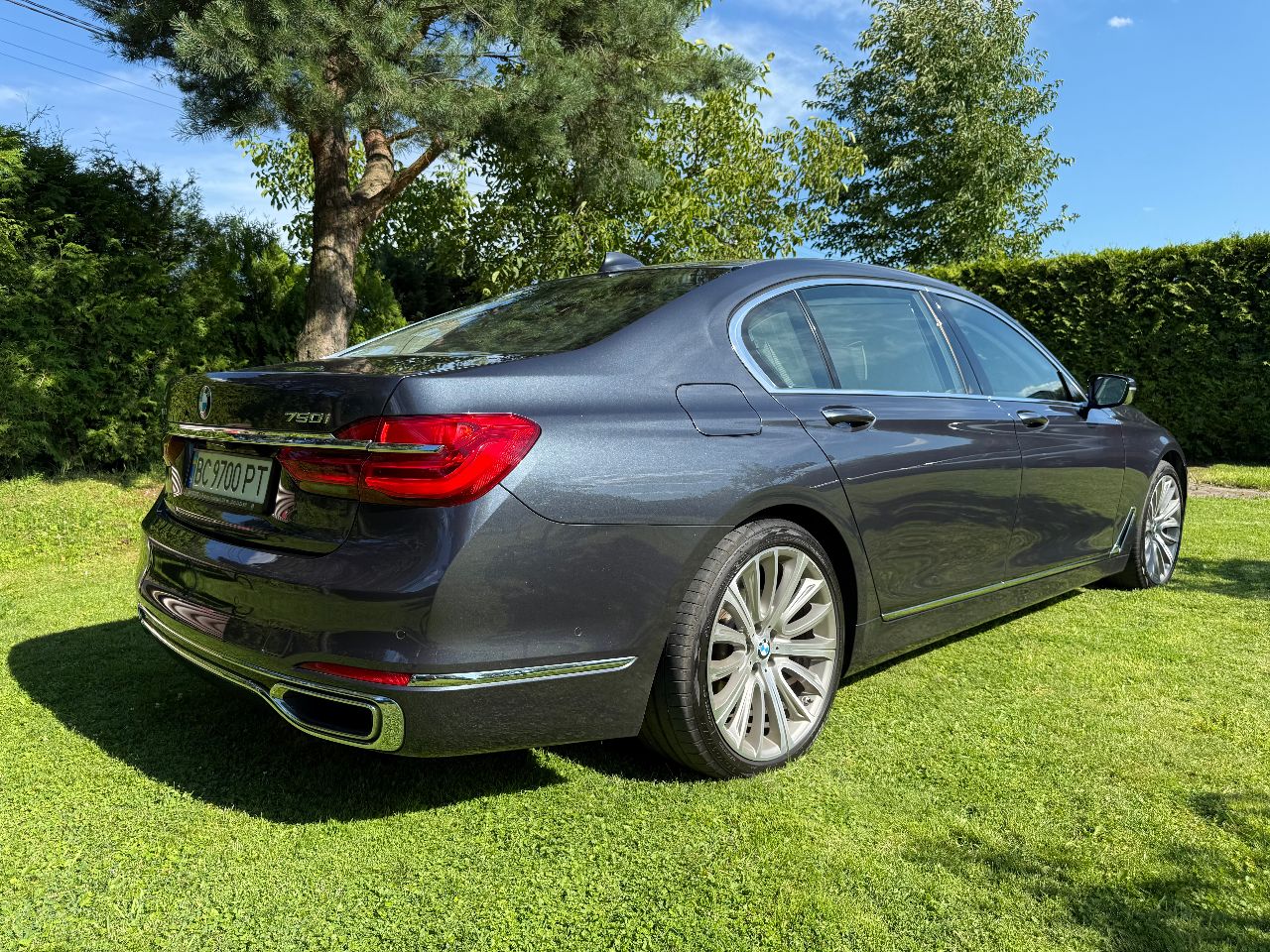 BMW 7 серії - фото 4