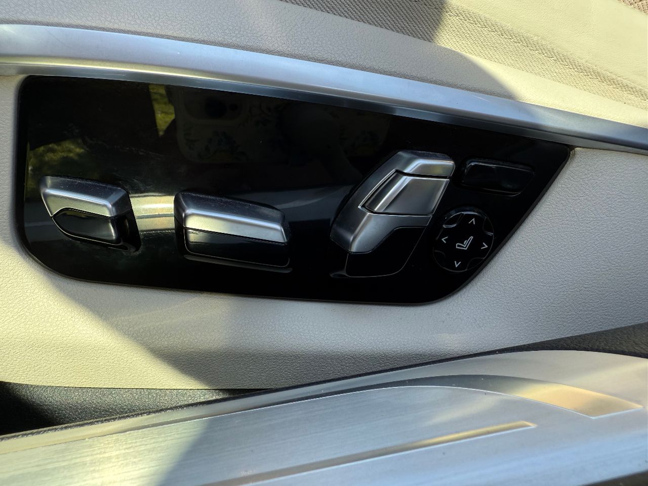 BMW 7 серії - фото 15