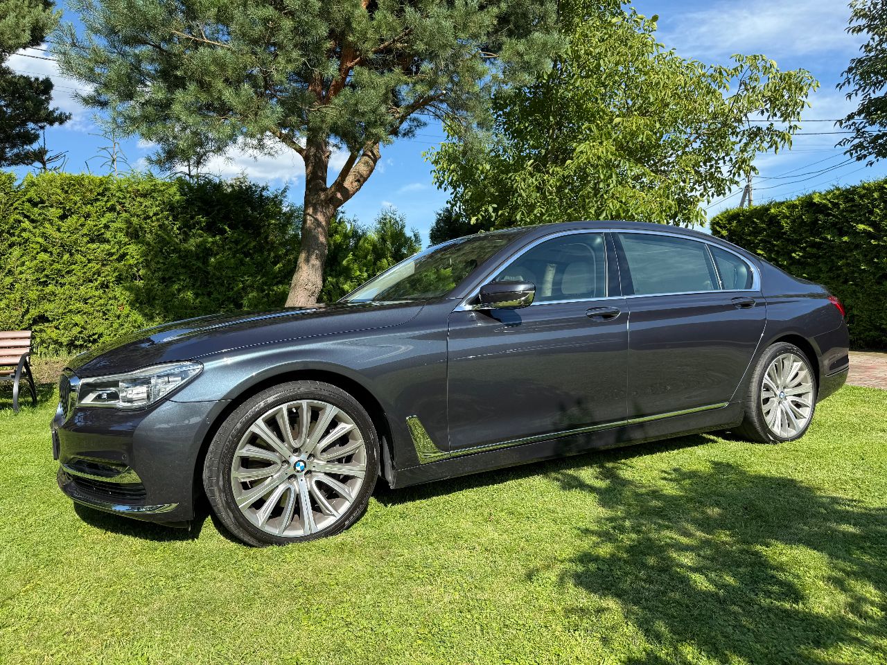 BMW 7 серії - фото 8