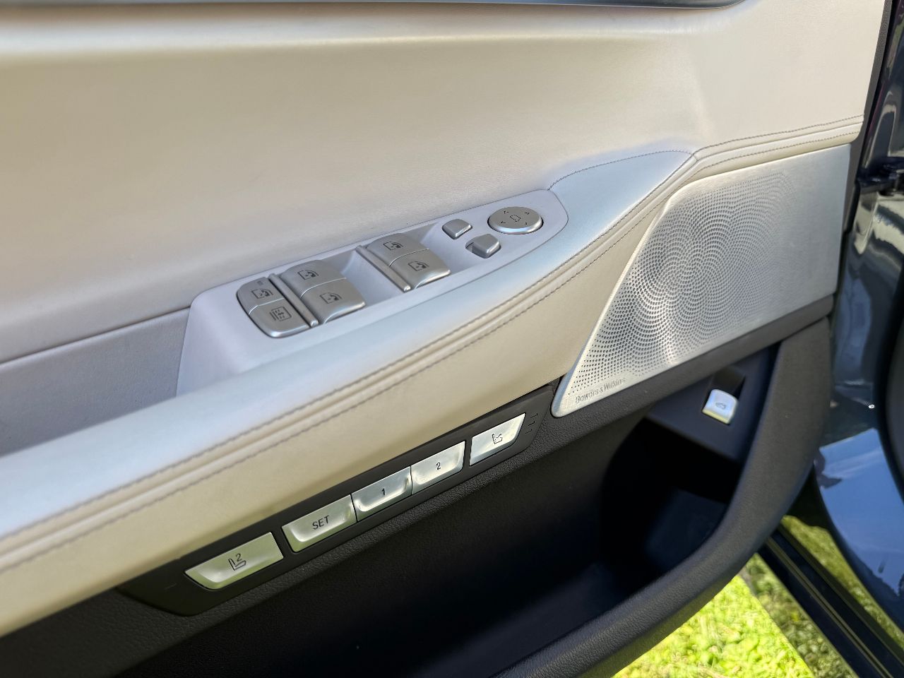 BMW 7 серії - фото 13