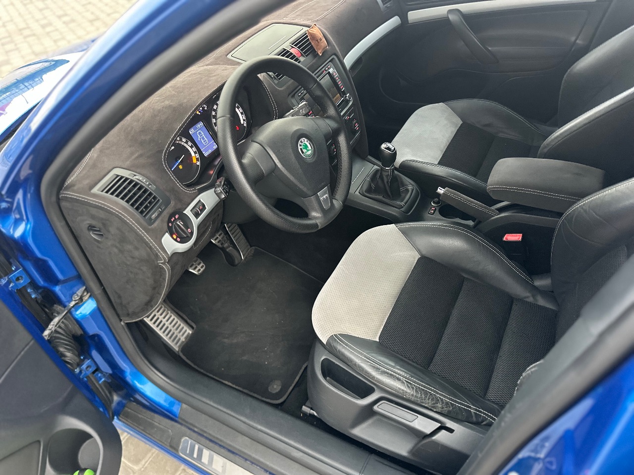 Skoda Octavia RS - фото 12