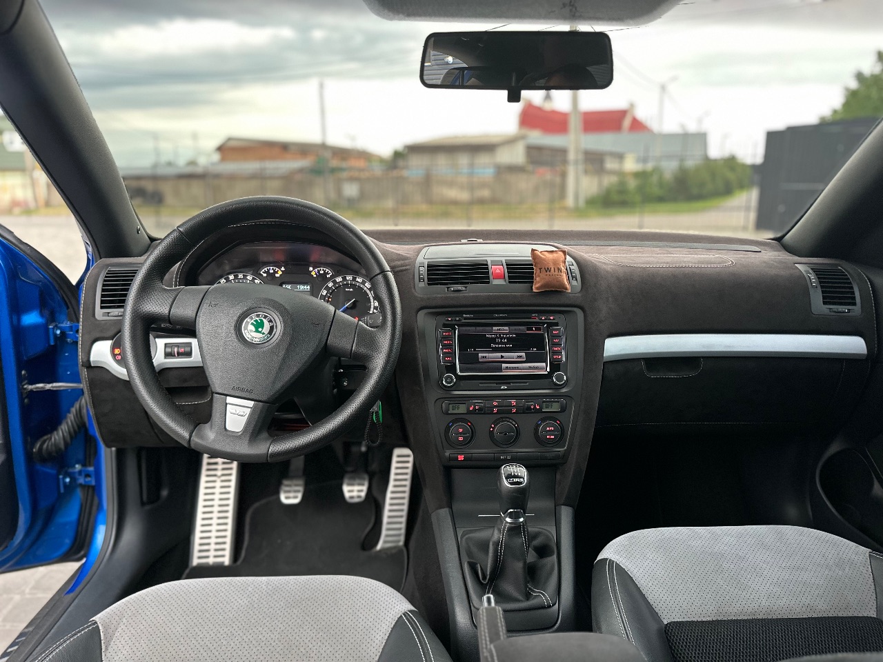 Skoda Octavia RS - фото 16