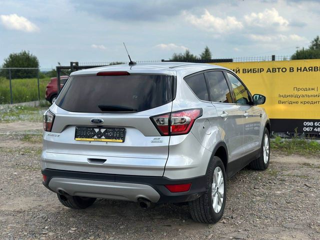 Ford Escape - фото 4
