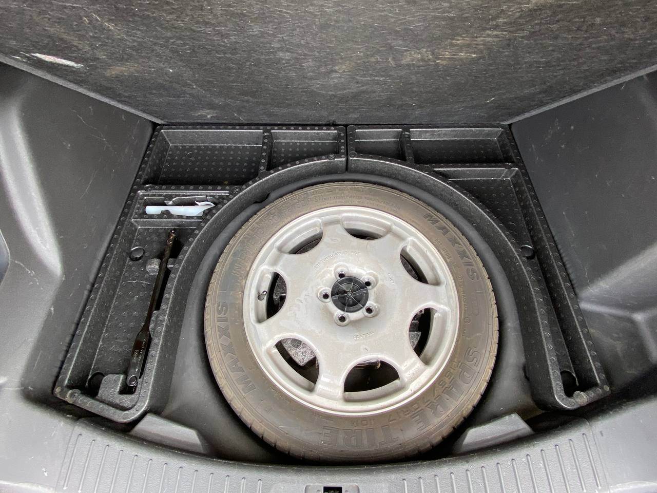 Ford Escape - фото 16