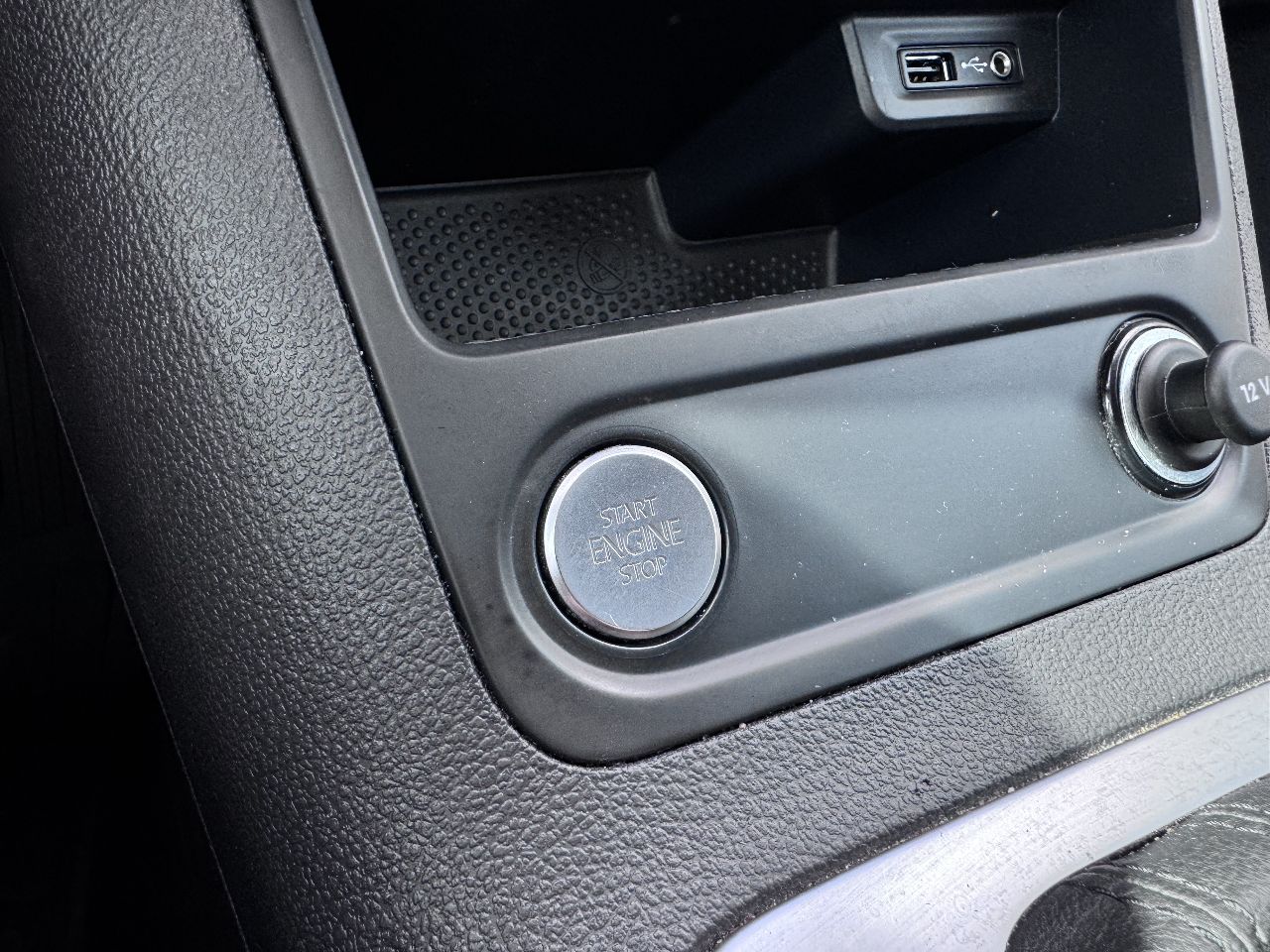 Volkswagen Tiguan - фото 17