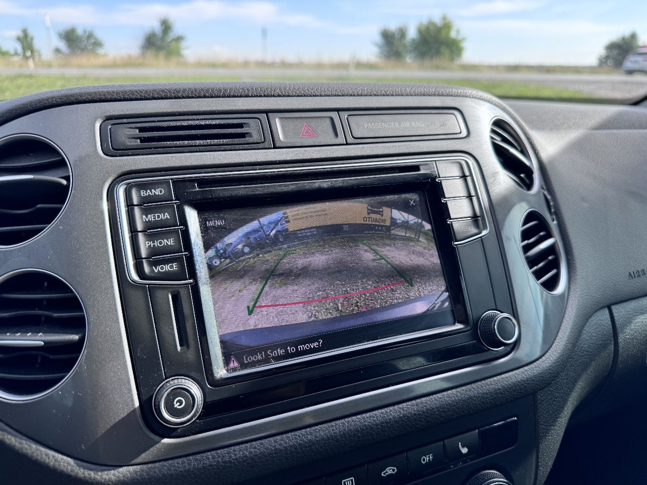 Volkswagen Tiguan - фото 19