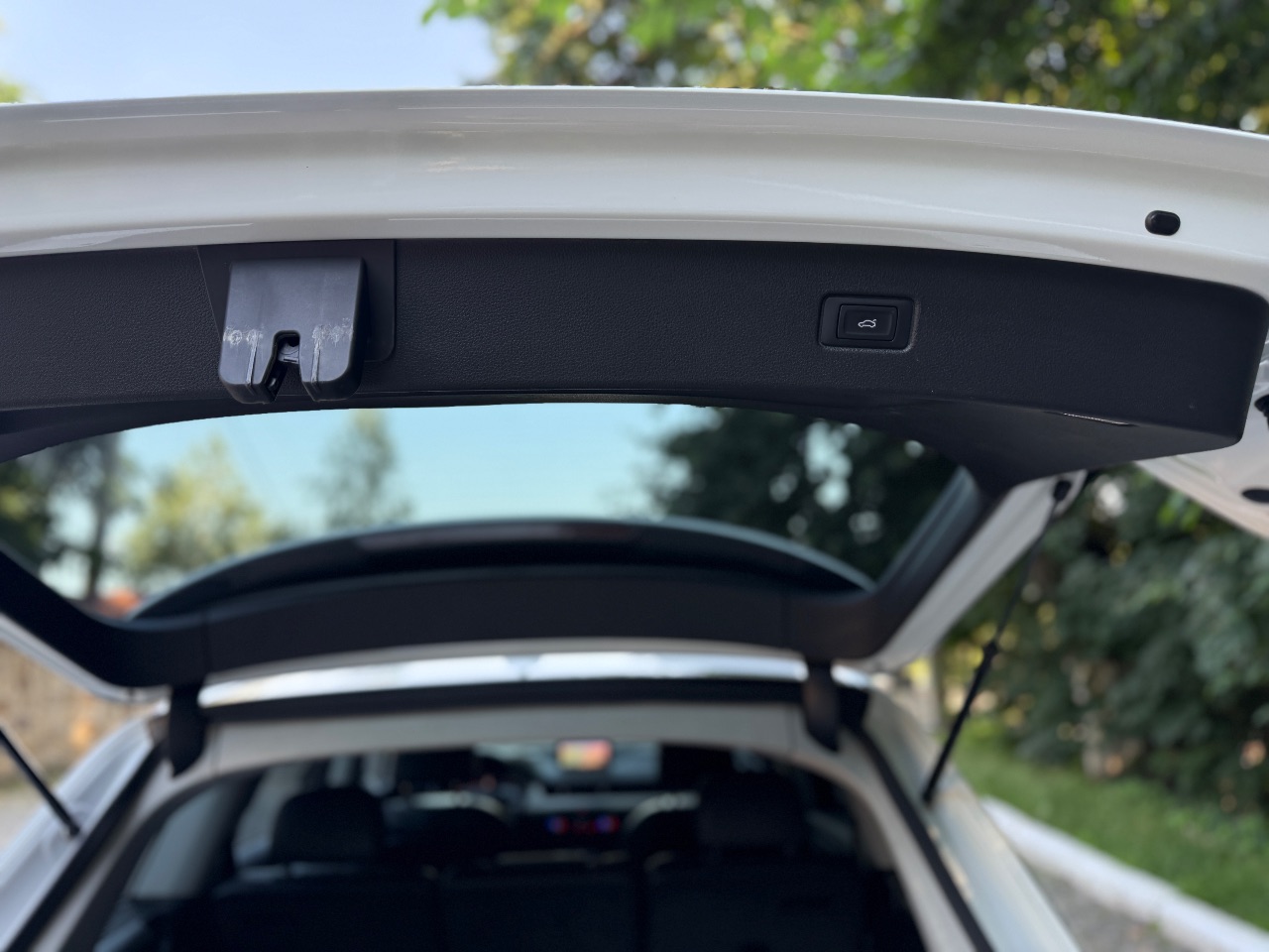 Audi Q7 - фото 44