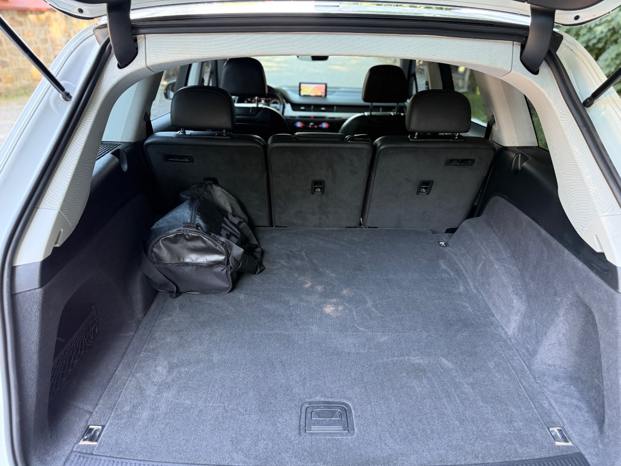 Audi Q7 - фото 45