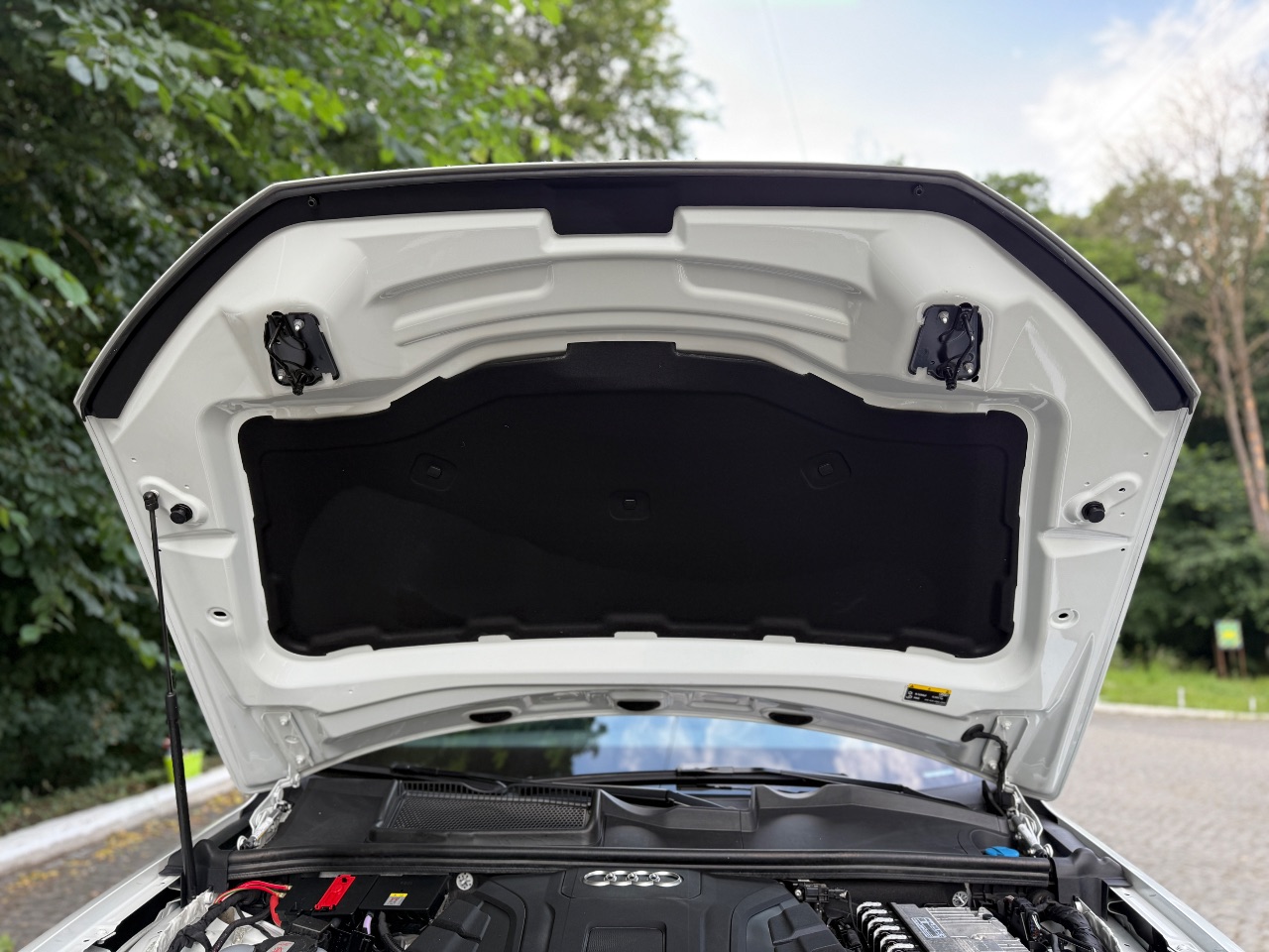 Audi Q7 - фото 48