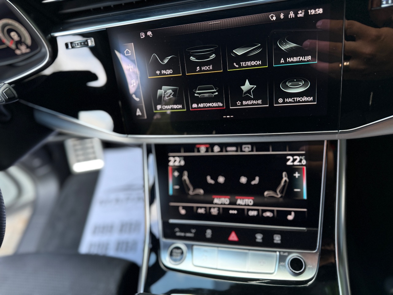 Audi Q7 - фото 40