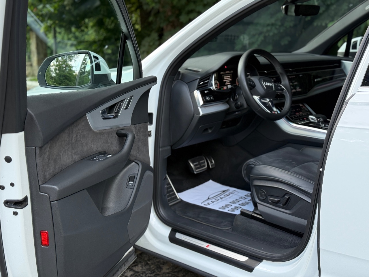 Audi Q7 - фото 19