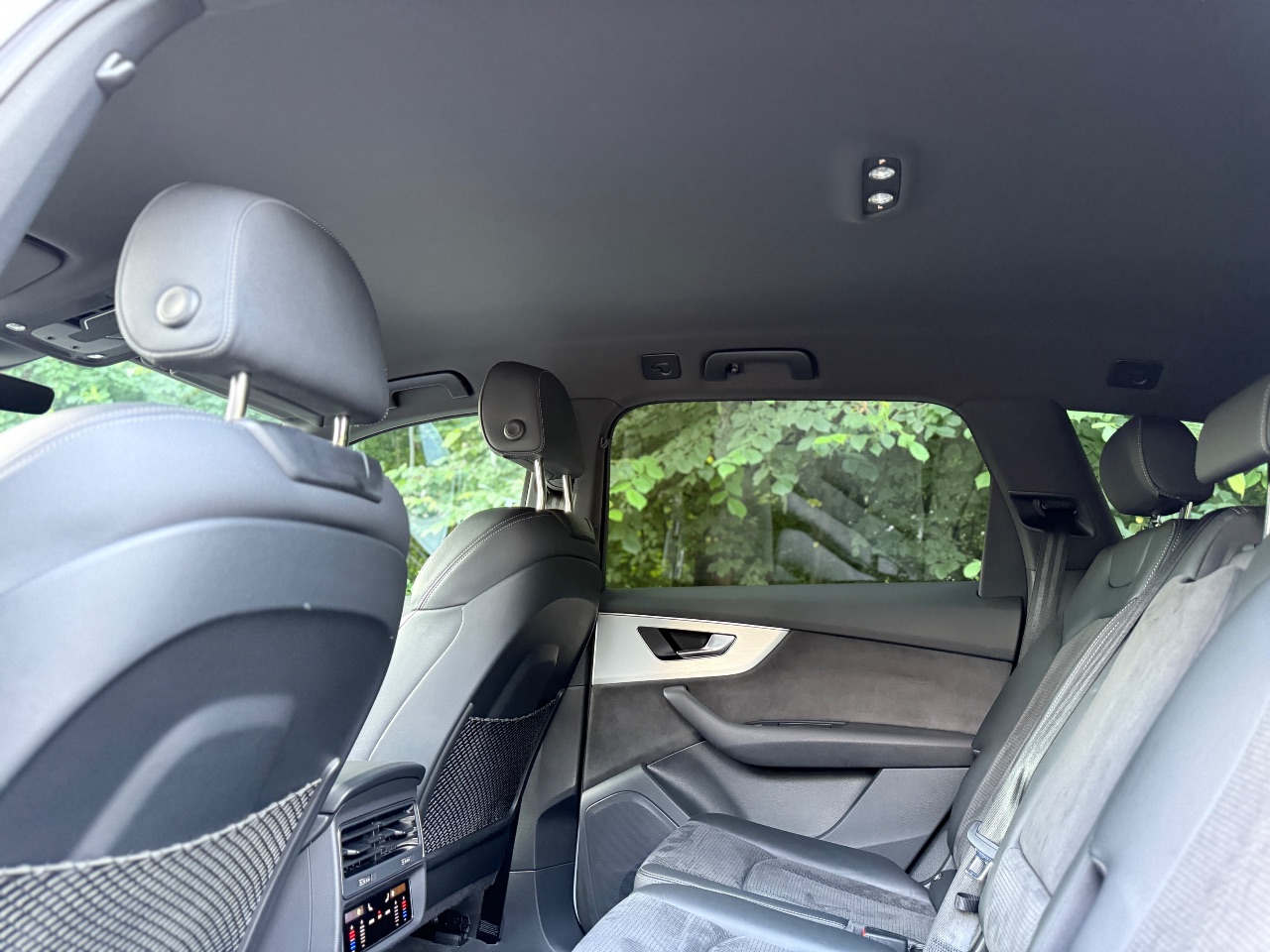 Audi Q7 - фото 31