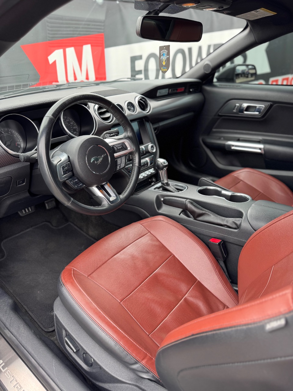 Ford Mustang - фото 10