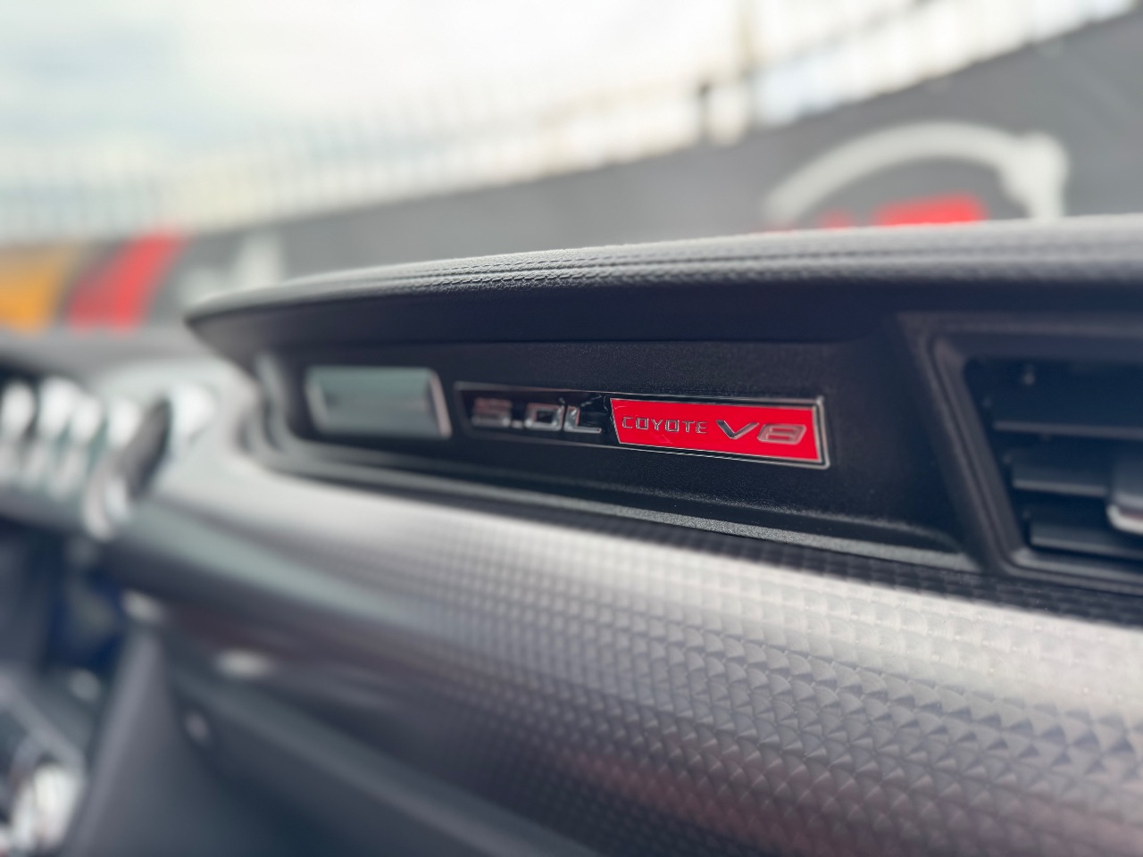 Ford Mustang - фото 15