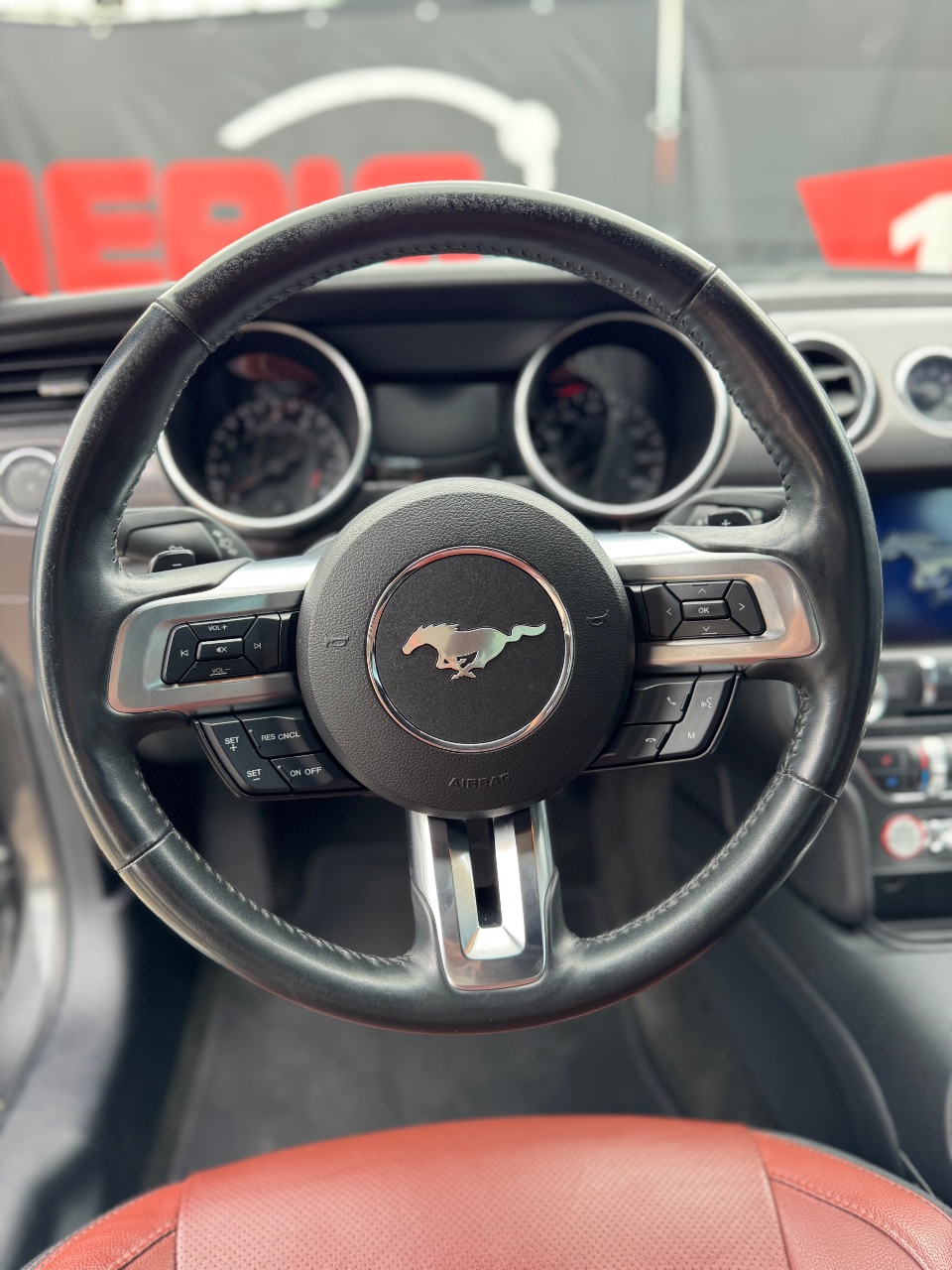 Ford Mustang - фото 9