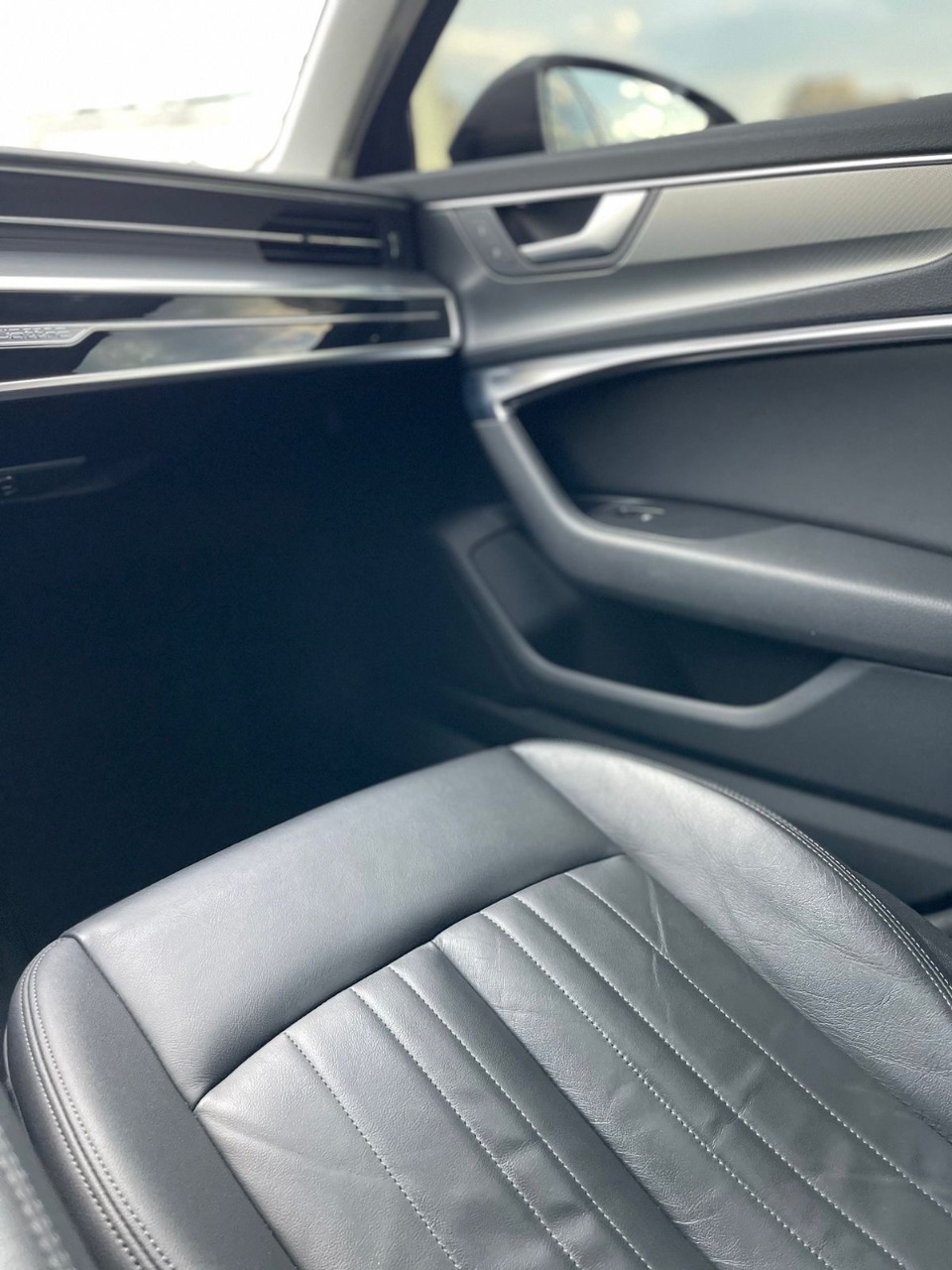 Audi A6 - фото 15