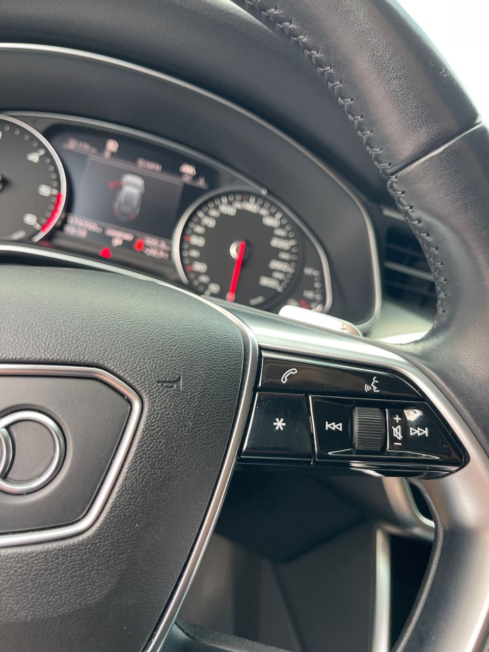 Audi A6 - фото 23